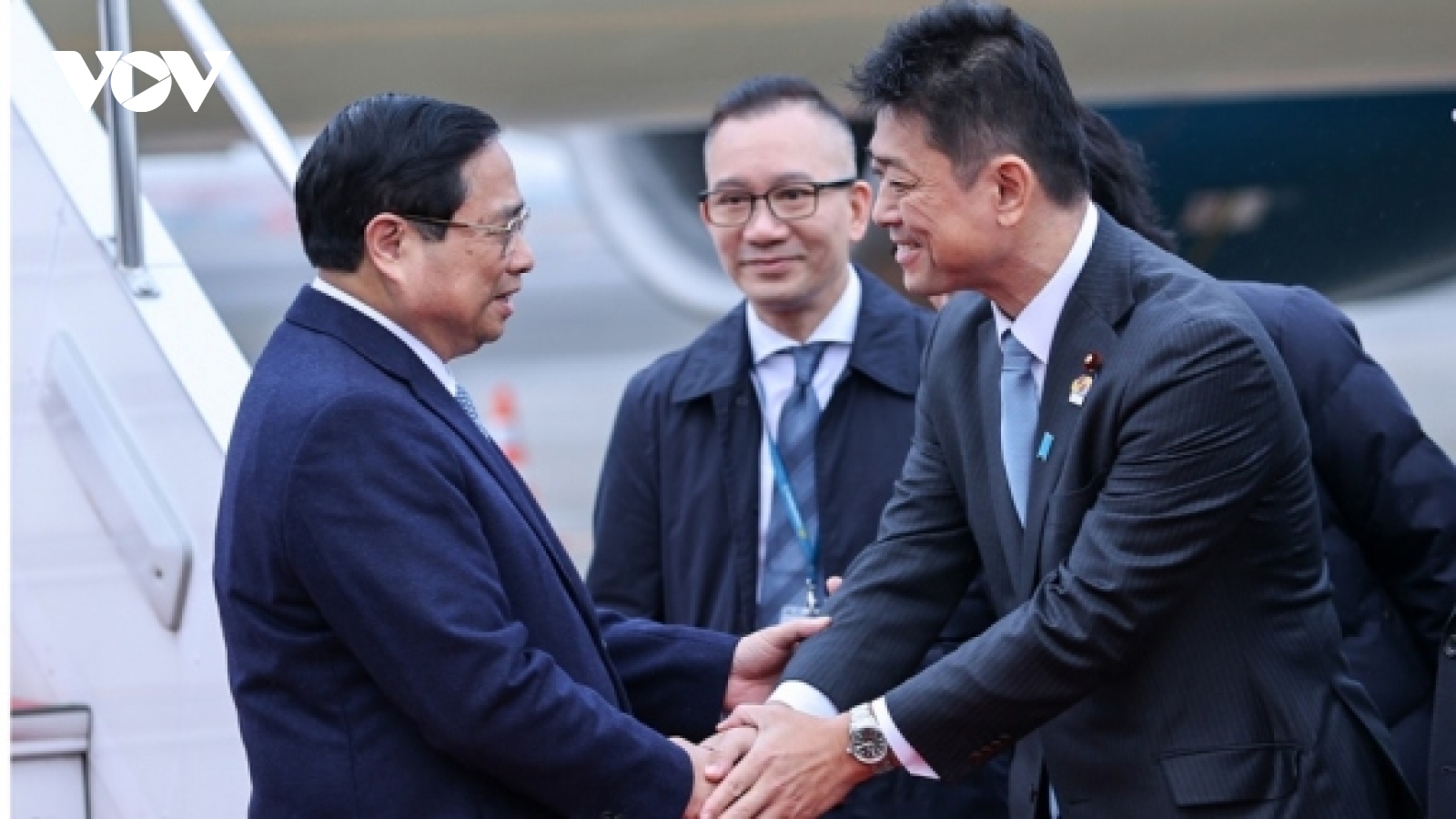 Vietnamese PM arrives in Tokyo for ASEAN-Japan commemorative summit